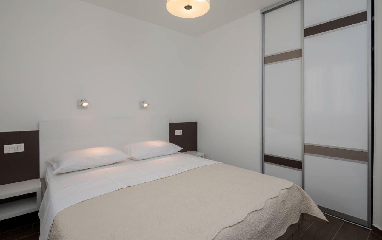 Apartmani Kos D Supetar Buitenkant foto