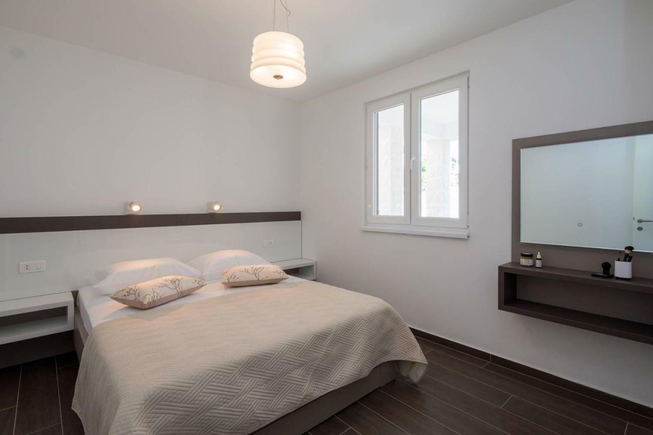 Apartmani Kos D Supetar Buitenkant foto